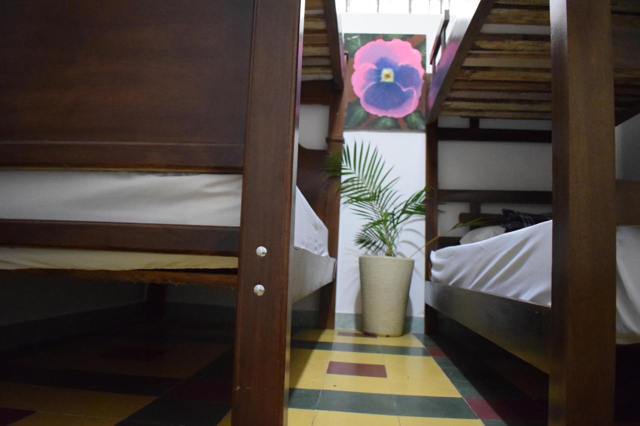 Serrania Hostal Medellín Eksteriør bilde